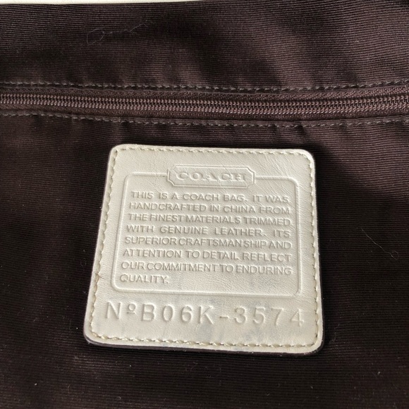 COACH classic purse ❤️❤️❤️ - Picture 6 of 6